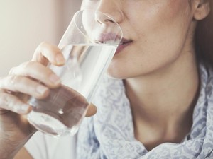 Fakta-fakta Wanita Tewas usai Tenggak 2 Liter Air dalam 20 Menit