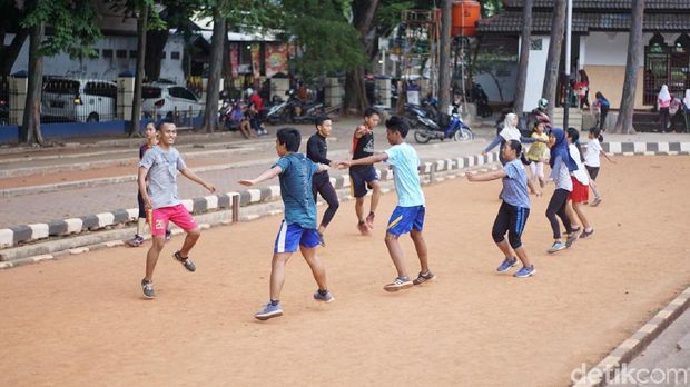 Lapangan Ahmad Yani Olahraga di lapangan ahmad yani, tangerang