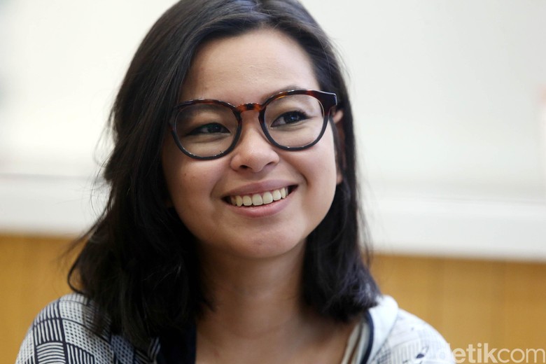 Gustika Hatta: Itu Bukan Mencaci, Tapi Ngedumel Sendiri Gustika Hatta: Itu Bukan Mencaci, Tapi Ngedumel Sendiri