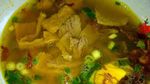 Hangatkan Badan Pagi Ini dengan Sarapan Soto Sulung yang Gurih Mantap