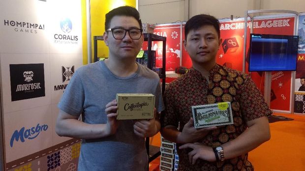 Nata Chen dan Desyanto dari Masbro Game Studio, desainer game Coffetopia. 