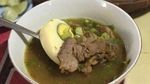 Hangatkan Badan Pagi Ini dengan Sarapan Soto Sulung yang Gurih Mantap