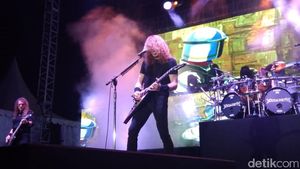 Aksi Memukau Megadeth di JogjaROCKarta 2018