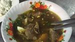 Hangatkan Badan Pagi Ini dengan Sarapan Soto Sulung yang Gurih Mantap