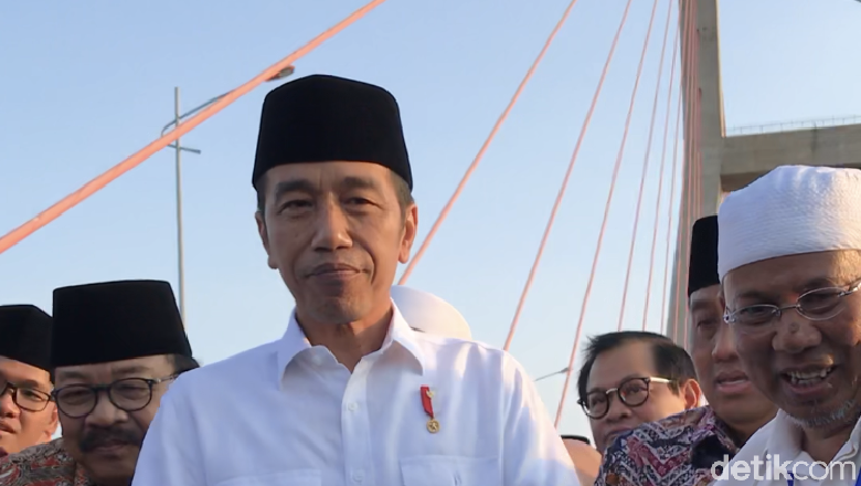 Setelah Sandi, Kini Jokowi Dicap Santri Setelah Sandi, Kini Jokowi Dicap Santri