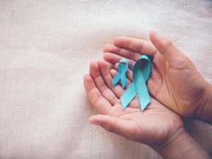 Saat Komunitas Ojol Bantu Anak Pengidap Kanker