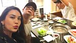 Kerennya Pose Matt Peranee Saat Ngopi dan Makan Es Krim