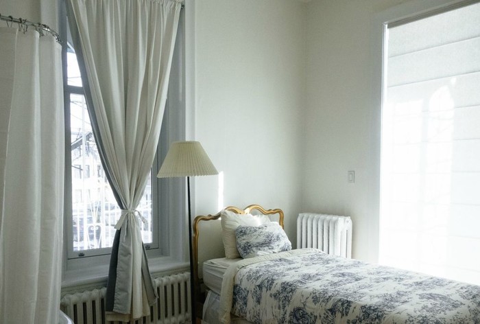 Tingkatkan Kenyamanan Ruang Tidur dengan 3 Trik Ini