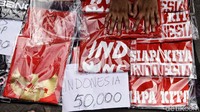 Beberapa kaos dijual dengan harga Rp 50 ribu.