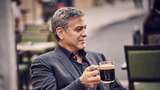 Makin Tampan, Aktor George Clooney Ternyata Hobi Makan Pisang dan Hotdog
