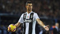 Pesepakbola Juventus itu lebih banyak seribu follower daripada Selena Gomez di Instagram. Foto: Jennifer Lorenzini/Reuters