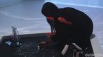 Seniman Ini Kolaborasikan Seni dan Tangan Robot