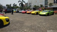 Dari member LCI saja sudah ketahuan dihadiri oleh sekitar 28 mobil Lamborghini yang terdiri dari berbagai tipe seperti Gallardo, Aventador, Perfomante, Murchelago, dan Huracan. Foto: Luthfi Anshori