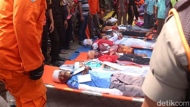 Simulasi Gempa, Warga Surabaya: Pak, Selametno Pak