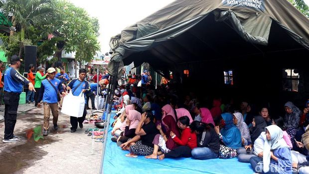 Simulasi Gempa, Warga Surabaya: Pak, Selametno Pak