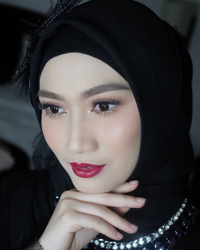 Beberapa netizen berpendapat cantiknya Melody seperti Bidadari Surga. Ada juga yang menyebutnya cantik mirip Ayana Moon hingga Siti Khadijah. Foto: Instagram