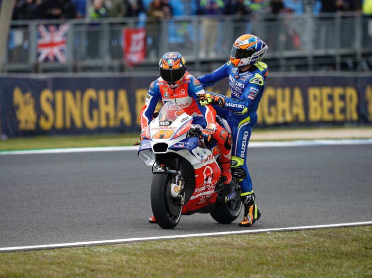Momen Kocak Motor Balap MotoGP untuk Boncengan