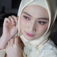 Netizen pun menyambut bak keputusannya. Banyak yang memuji penampilan Melody dan mendoakannya agar istiqomah. Foto: Instagram