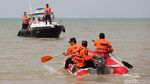 TNI-Polri dan Basarnas Siaga di Pantai Tanjung Pakis