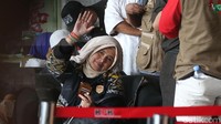 Neno Warisman ikut serta dalam rombongan itu.