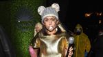 Parade Kostum Halloween Selebriti Hollywood