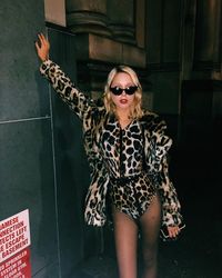 Pesta Halloween, Begini Gaya Para Putri Yunani Pakai Kostum Seksi