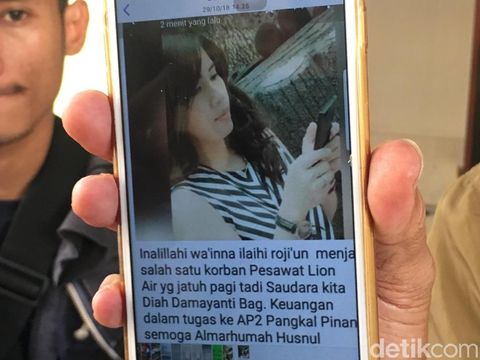 Rekan Penumpang Lion Air JT 610 yang Jatuh Berdatangan ke RS Polri