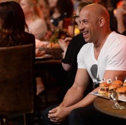 Vin Diesel Bisa Senyum Lebar, Gugatan Pelecehan Seksual Dicoret Hakim!