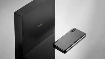 Wajar saja, itu karena Mi Mix menjadi salah ponsel flagship Xiaomi. Foto: ITHome