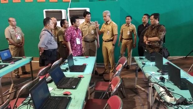 Ganjar Pranowo cek pelaksanaan tes CPNS