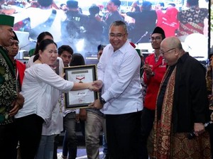 Pakai Tik Tok, Mendes Eko Deklarasikan Pemuda Anti Hoax