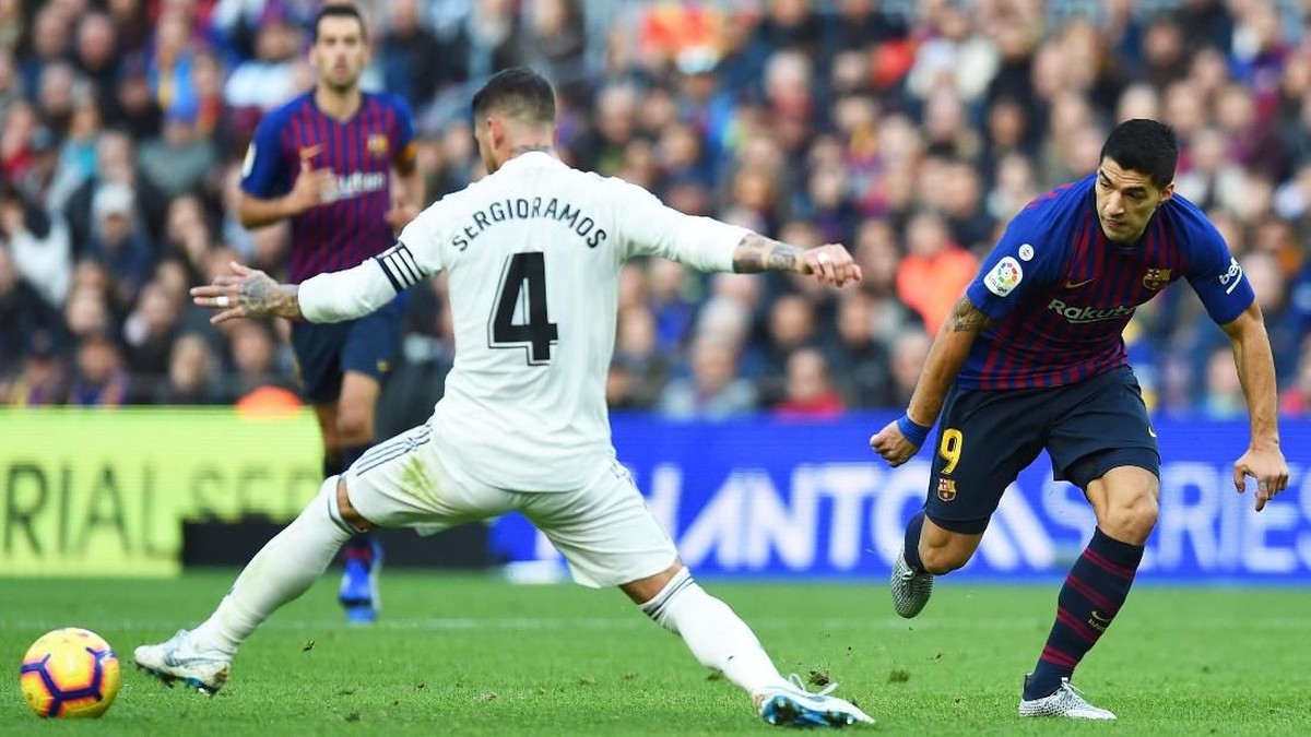 El Clasico jilid kedua musim ini dihelat 2 Maret mendatang (Alex Caparros/Getty Images)