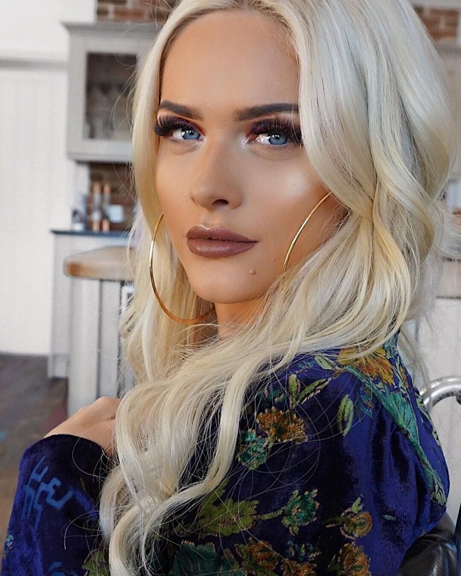 Kehidupan berubah saat Jordan Bone mengalami kecelakaan. Tapi, itu tidak mengubah pandangannya tentang penampilannya secara keseluruhan. Jordan pun jadi sensasi di internet setelah membagi kisahnya yang menginspirasi orang lain. Foto: Instagram @jbone89