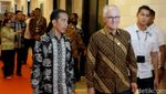 Gaya Jokowi-Turnbull Kompak Berbatik di Bali