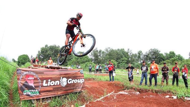 Pesepeda Antusias Ikuti PRO MTB RACE