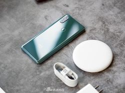 Penampakan Xiaomi Mi Mix 3 yang Menggoda