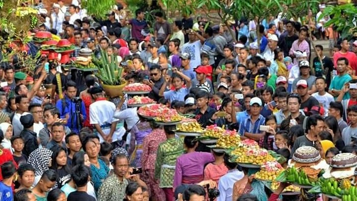 Perang Topat di Lombok