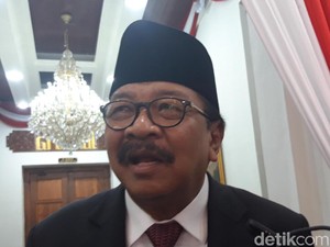 Soekarwo Tetapkan UMP Jawa Timur 2019 Rp 1,6 Juta