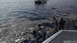 Penampakan Puing-puing di Lokasi Lion Air Jatuh