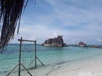 Belitung memiliki deretan pantai yang eksotis (Afif farhan/detikTravel)