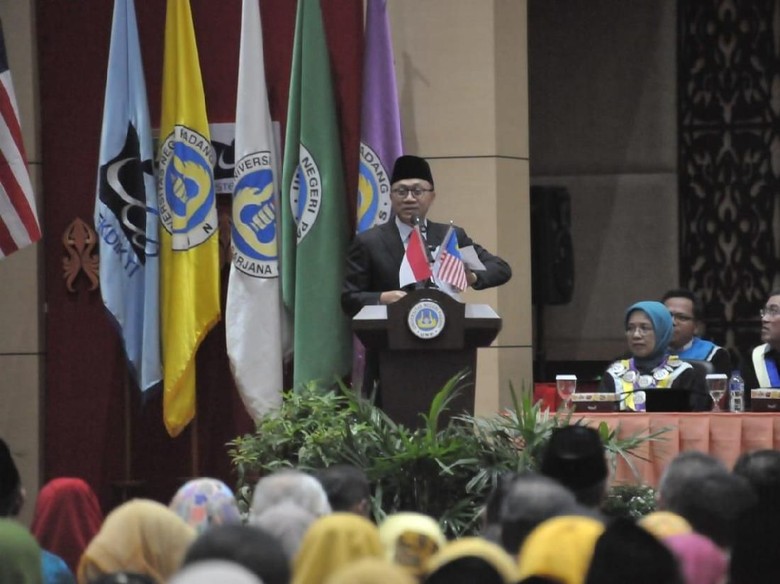 Zulkifli Hasan Nilai Anwar Ibrahim adalah Politisi yang Istiqamah Zulkifli Hasan Nilai Anwar Ibrahim adalah Politisi yang Istiqamah