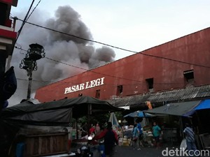 Merawat Pasar Tempo Doeloe