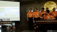 Pesawat itu berangkat dari Bandara Soekarno-Hatta pada pukul 06.20 WIB dan seharusnya mendarat di Bandar Udara Depati Amir di Pangkal Pinang pukul 07.10 WIB. Namun, tak lama setelah lepas landas pesawat itu kehilangan kontak.