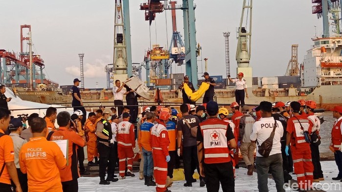 Lagi, 2 Kantong Jenazah Korban Lion Air JT 610 Tiba di Priok