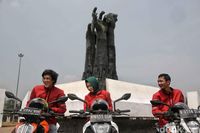 Road Warriors KTM ke Tugu Proklamasi Karawang. 