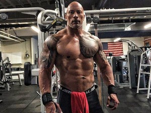 Lawan Donald Trump, Dwayne Johnson Masuk Bursa Calon Presiden AS