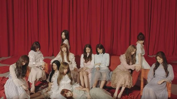 Girlband IZ*ONE batal tampil di MAMA 2019 akibat skandal manipulasi Produce X 101.