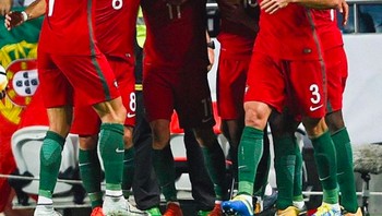 Bersama para rekannya di timnas Portugal. Foto: Instagram