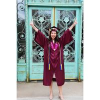 Cerita Inspiratif Mahasiswa Lulus dengan IPK Tertinggi Meski Idap Kanker