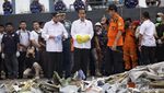 Jokowi Cek Hasil Evakuasi Lion Air JT 610